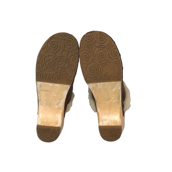 Ugg Australia Women Kalie S/N 5425 Brown Leather Stud Sheepskin Clogs US7 EUR38 - Picture 8 of 11